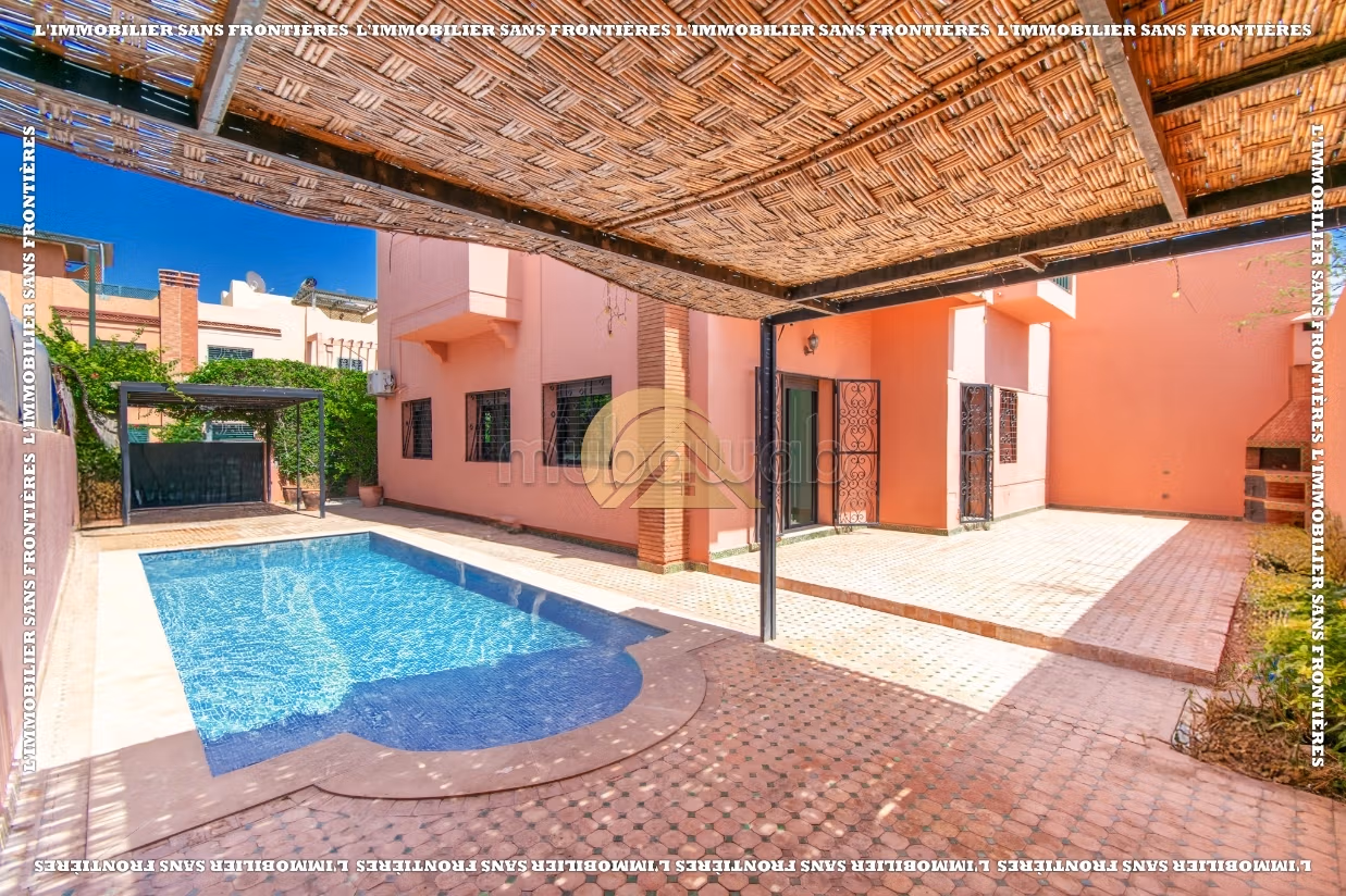 Villa vide à vendre de 350m², avec piscine privée, Targa