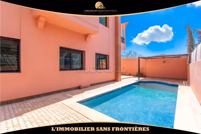 Luxury home for sale in Hay Targa. 7 large living areas. Swimming pool and air conditioning. 