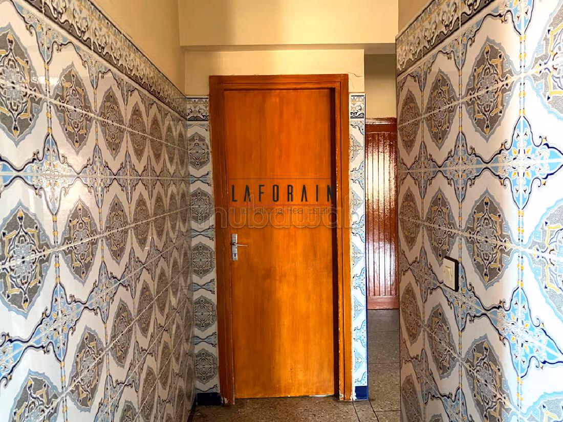 Charmant appartement à restaurer quartier al badii