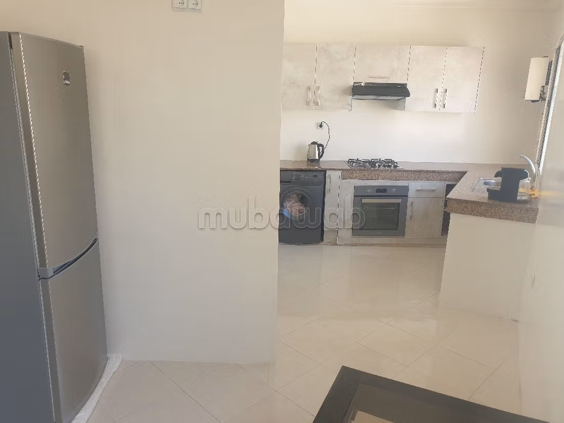 Affitto di un bellissimo appartamento a Beausite. 2 camere. Arredato