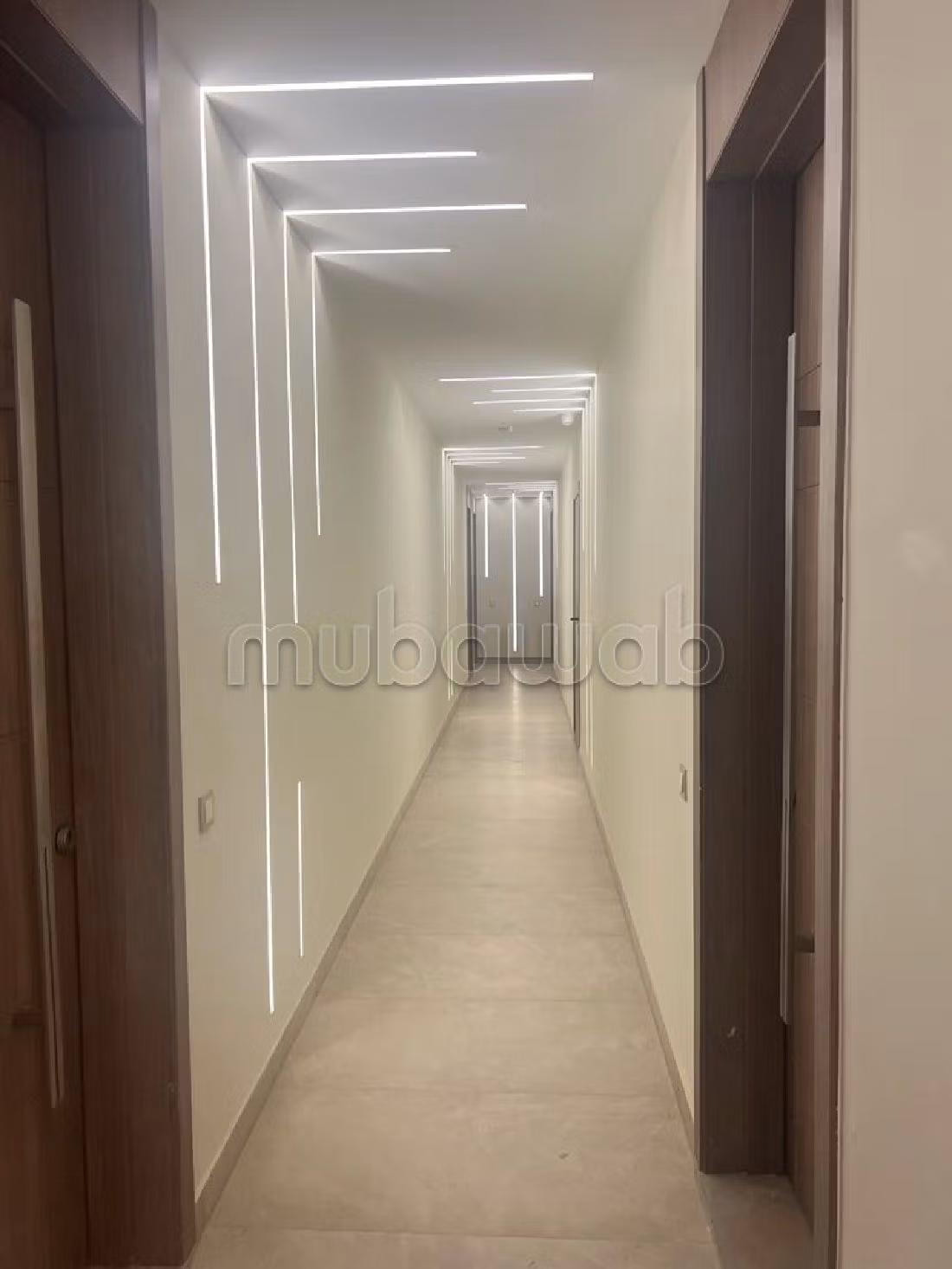 Splendido appartamento in affitto a Oasis. Superficie di 120 m². 