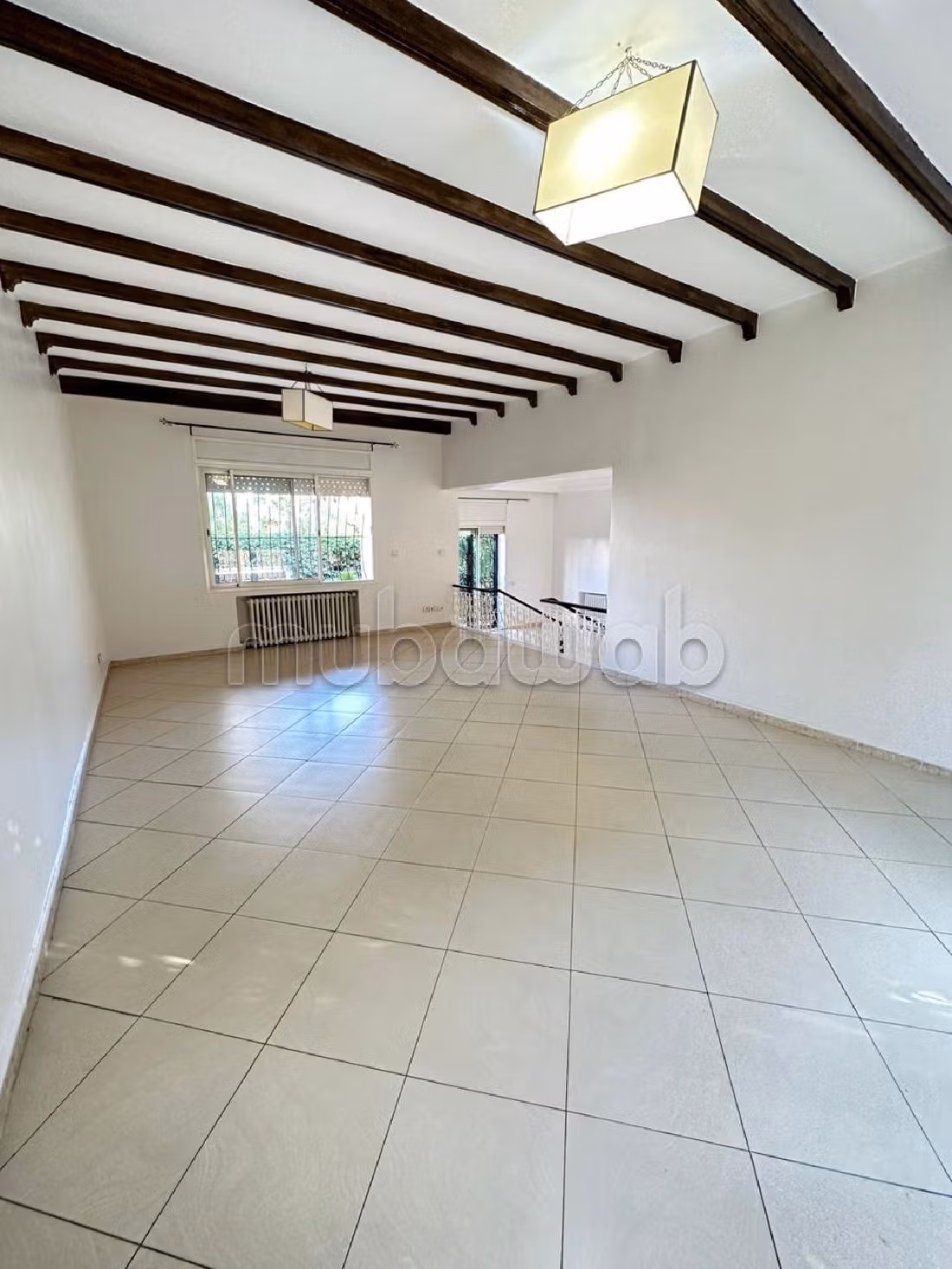 Maestosa villa in affitto a CIL (Hay Salam). Superficie 500 m². Porta blindata e servizio di videosorveglianza. 