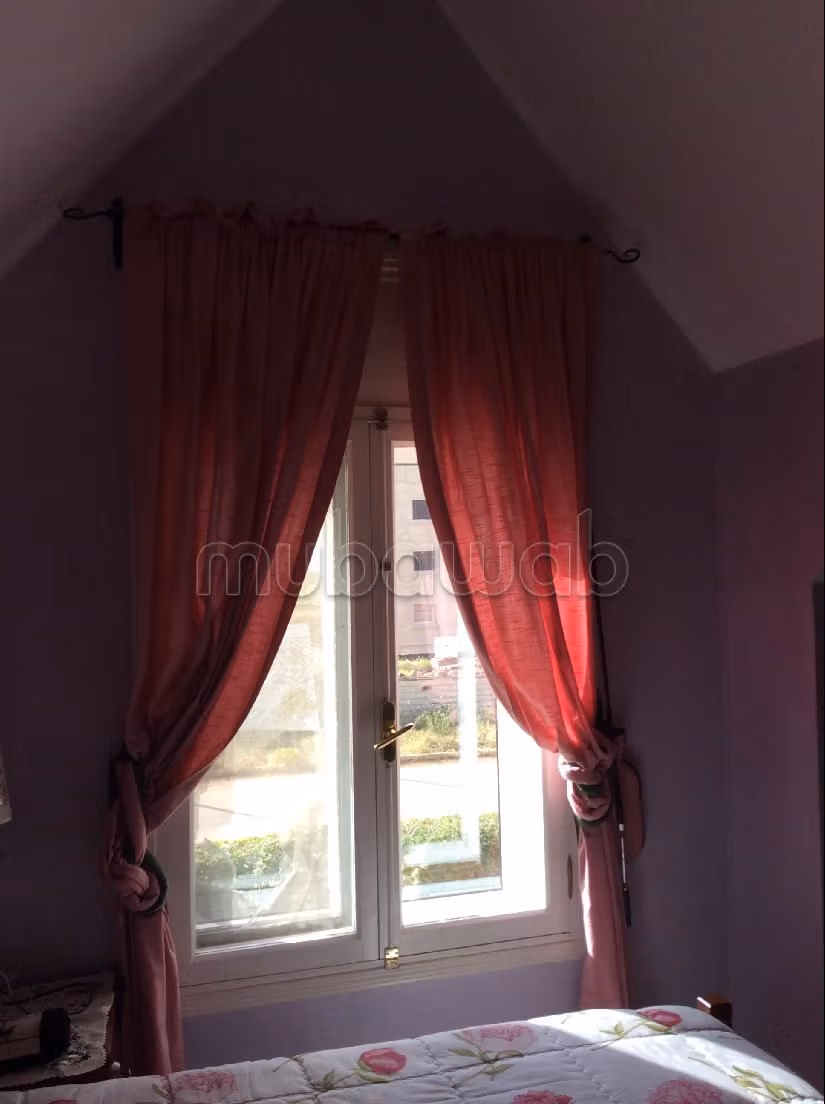 شقة رائعة للبيع ب ناد  ONICL. المساحة 100 م². مفروشة. 