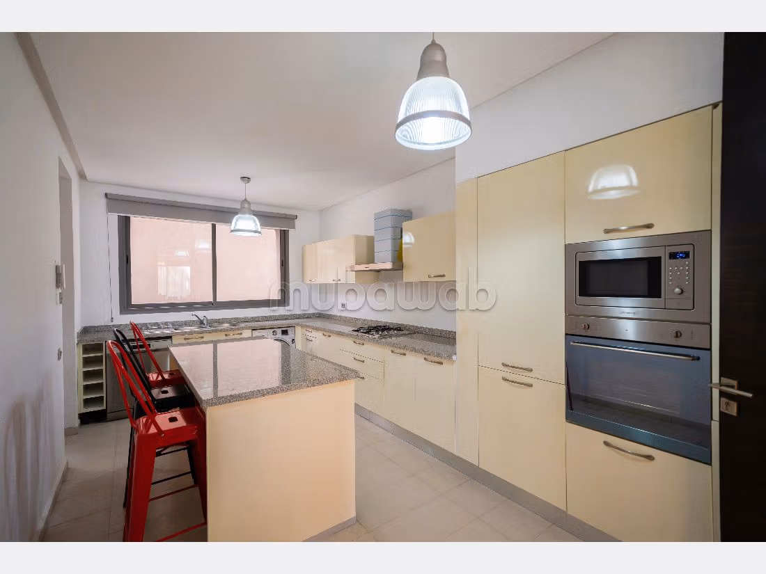 Find an apartment to buy in Gauthier. 3 lovely rooms. Attic