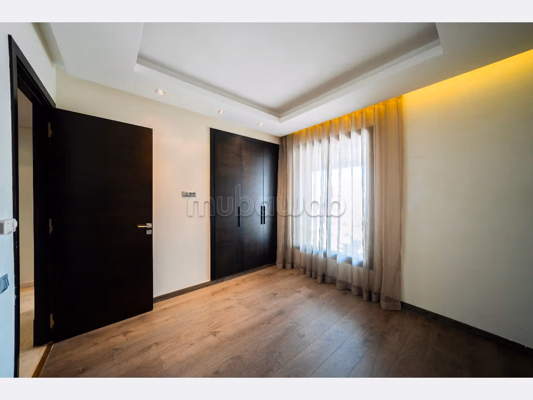 Find an apartment to buy in Gauthier. 3 lovely rooms. Attic