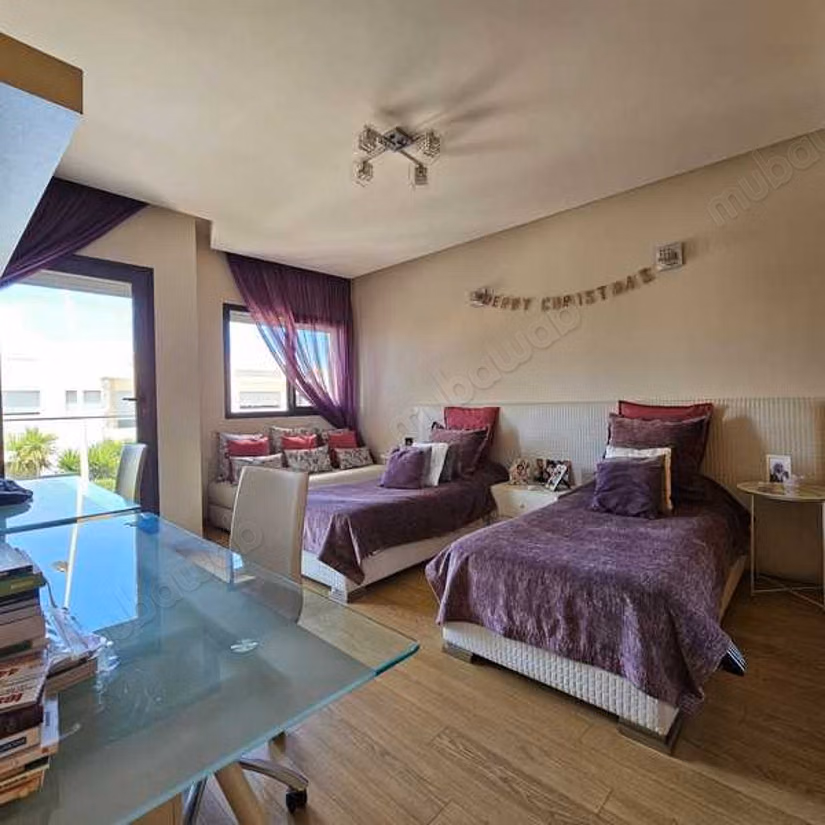 Villa à Vendre de 398.0 m² à Dar Bouazza,
Tamaris2