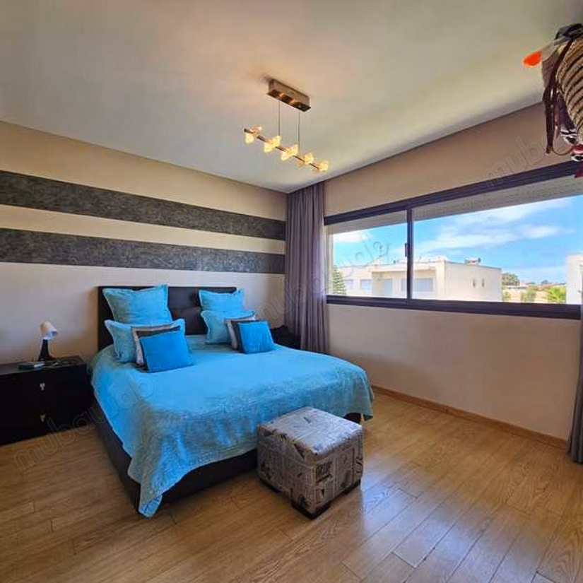 Villa à Vendre de 398.0 m² à Dar Bouazza,
Tamaris2