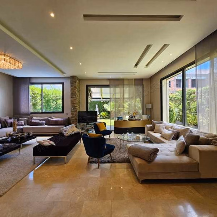Villa à Vendre de 398.0 m² à Dar Bouazza,
Tamaris2