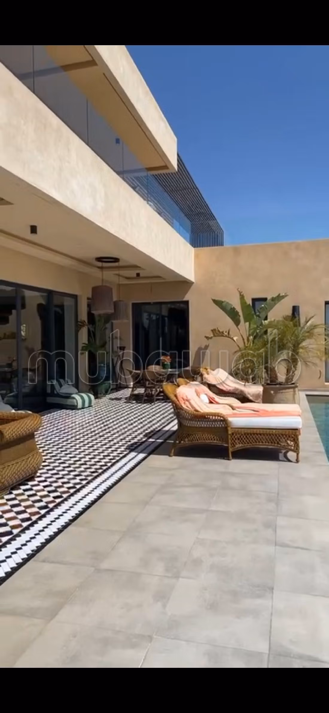 Nu kopen: villa's en luxe woningen in Route de l'Ourika. 4 Slaapkamers. Satellietschotel en beveiligingssysteem. 