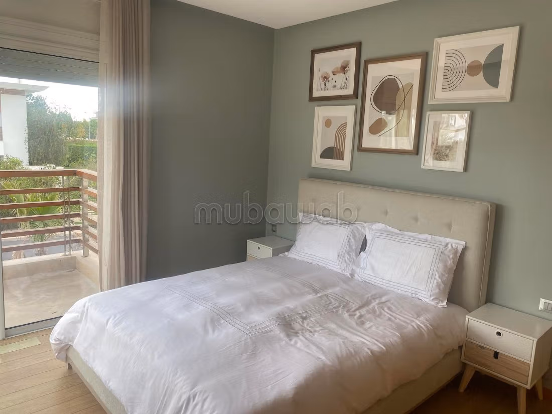 Preciosa villa en alquiler. 6 habitaciones grandes. Amueblado. 