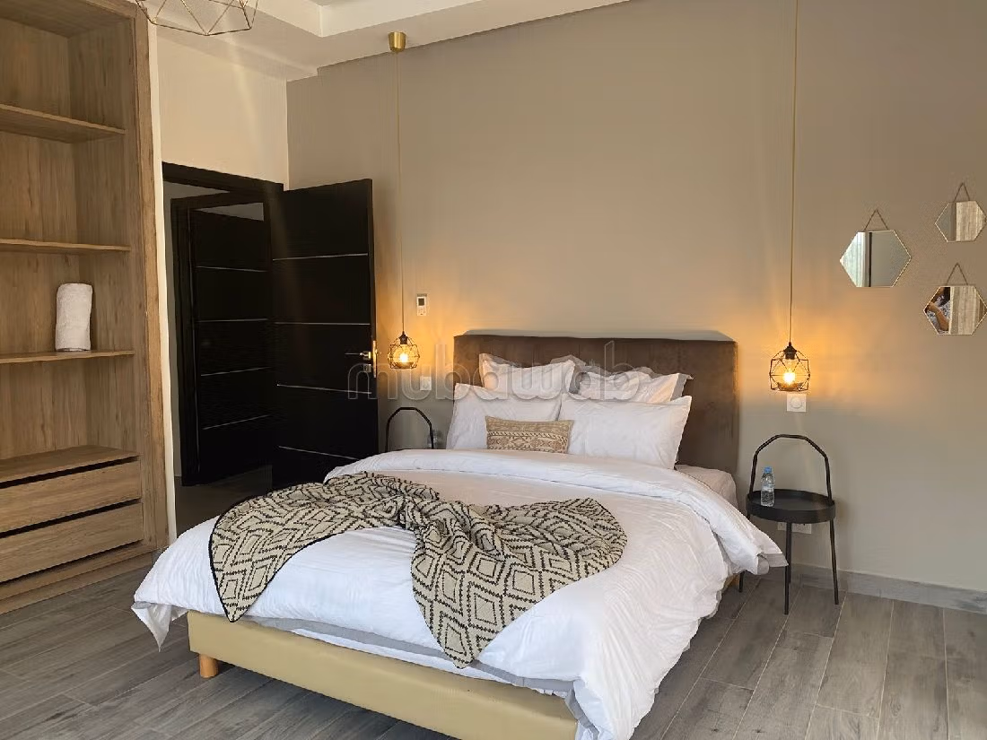 Eccezionale villa in vendita a Route de l'Ourika. Superficie 450 m². Posto auto e giardino