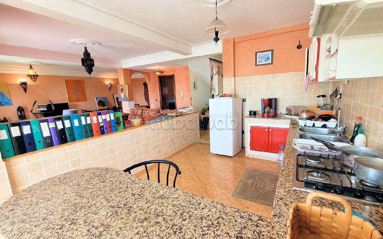 Duplex meublé avec terrasses en résidence avec piscine