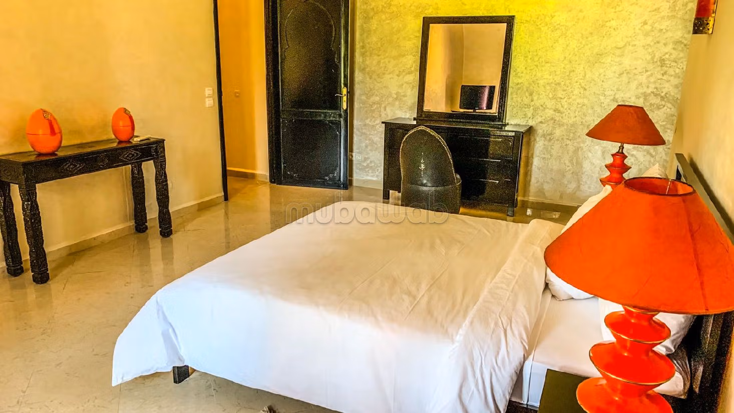 Villa's en luxe woningen te koop in Route de Fez. 8 Ruimtes. Verstevigde deur en verwarming