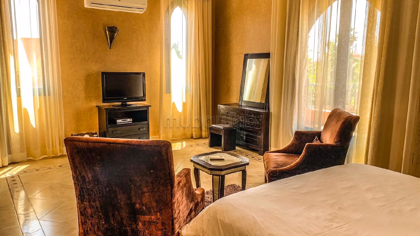 Villa's en luxe woningen te koop in Route de Fez. 8 Ruimtes. Verstevigde deur en verwarming