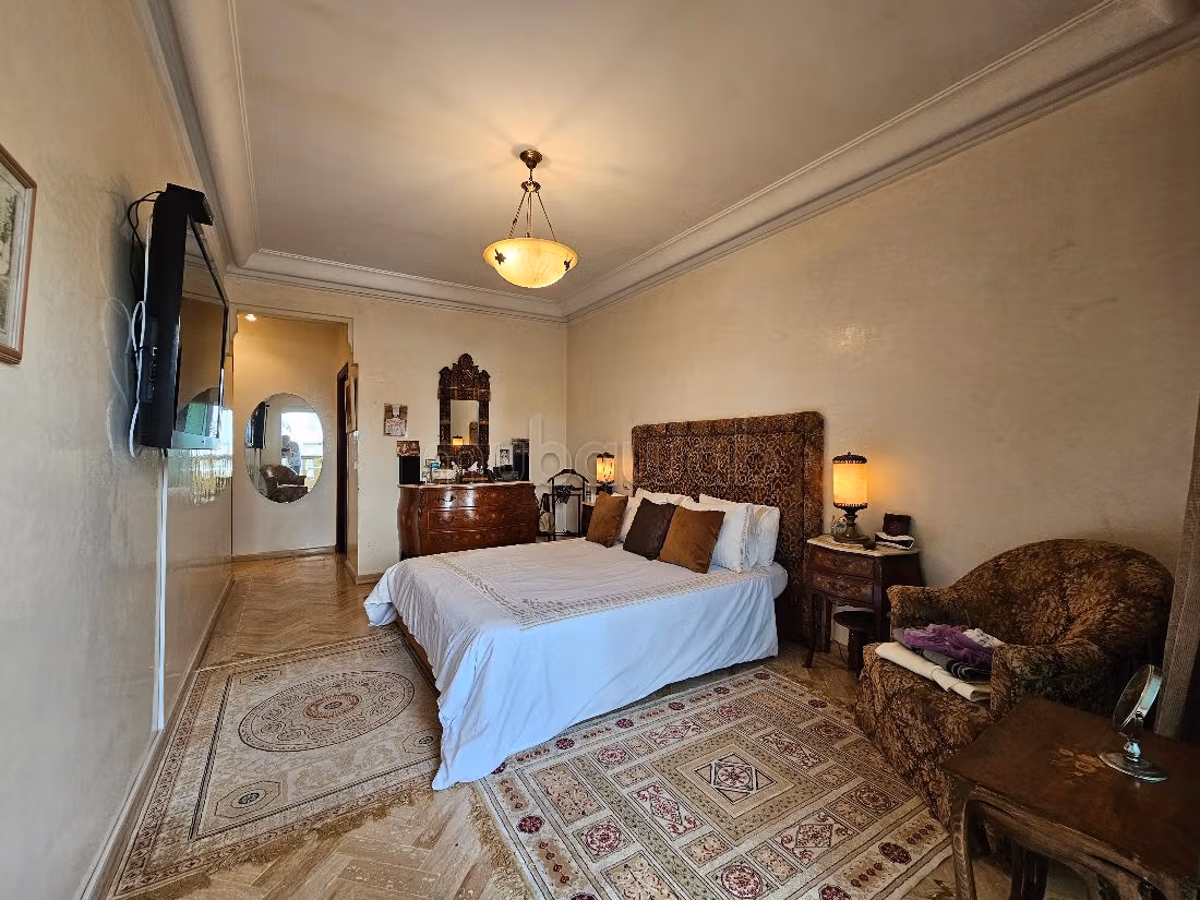 Appartamento in vendita a Maârif. 6 locali. Terrazzo e garage