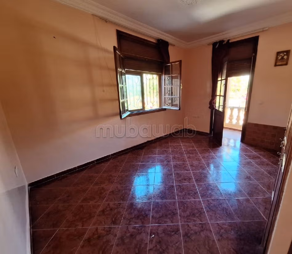 Magnifica villa in vendita a La Colline. 8 camere da letto. Garage e terrazzo
