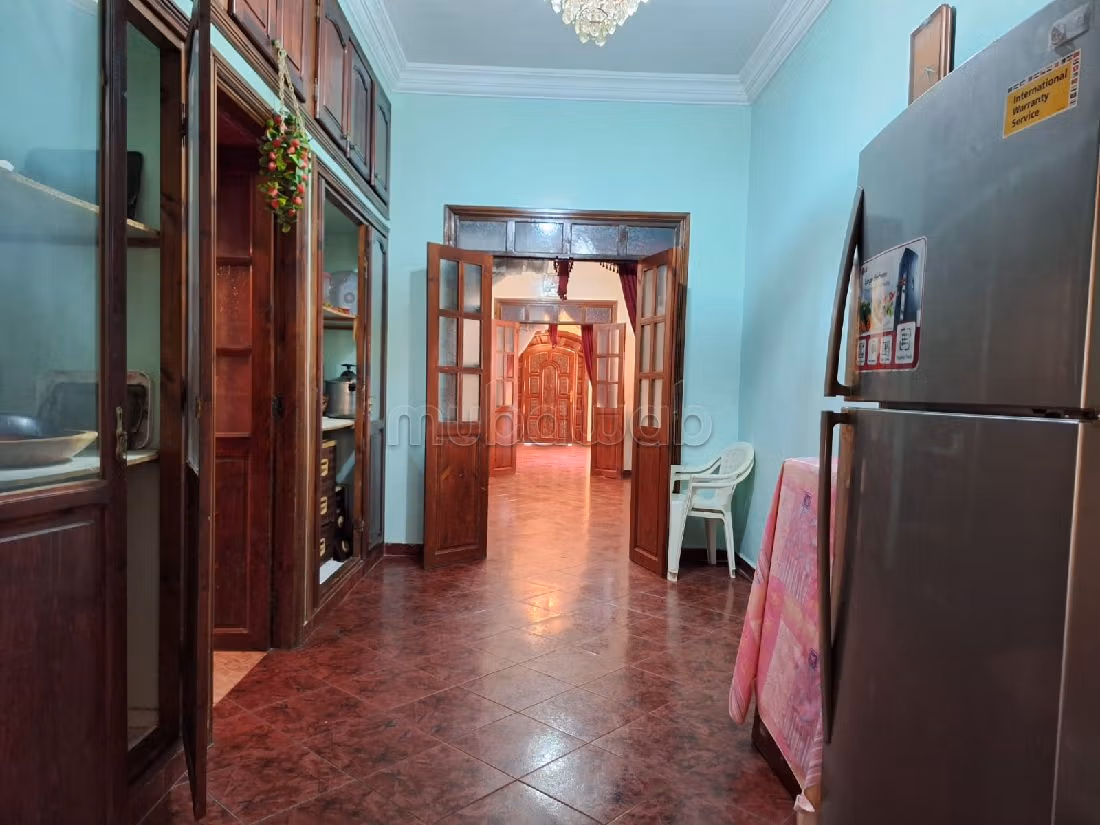 Magnifica villa in vendita a La Colline. 8 camere da letto. Garage e terrazzo
