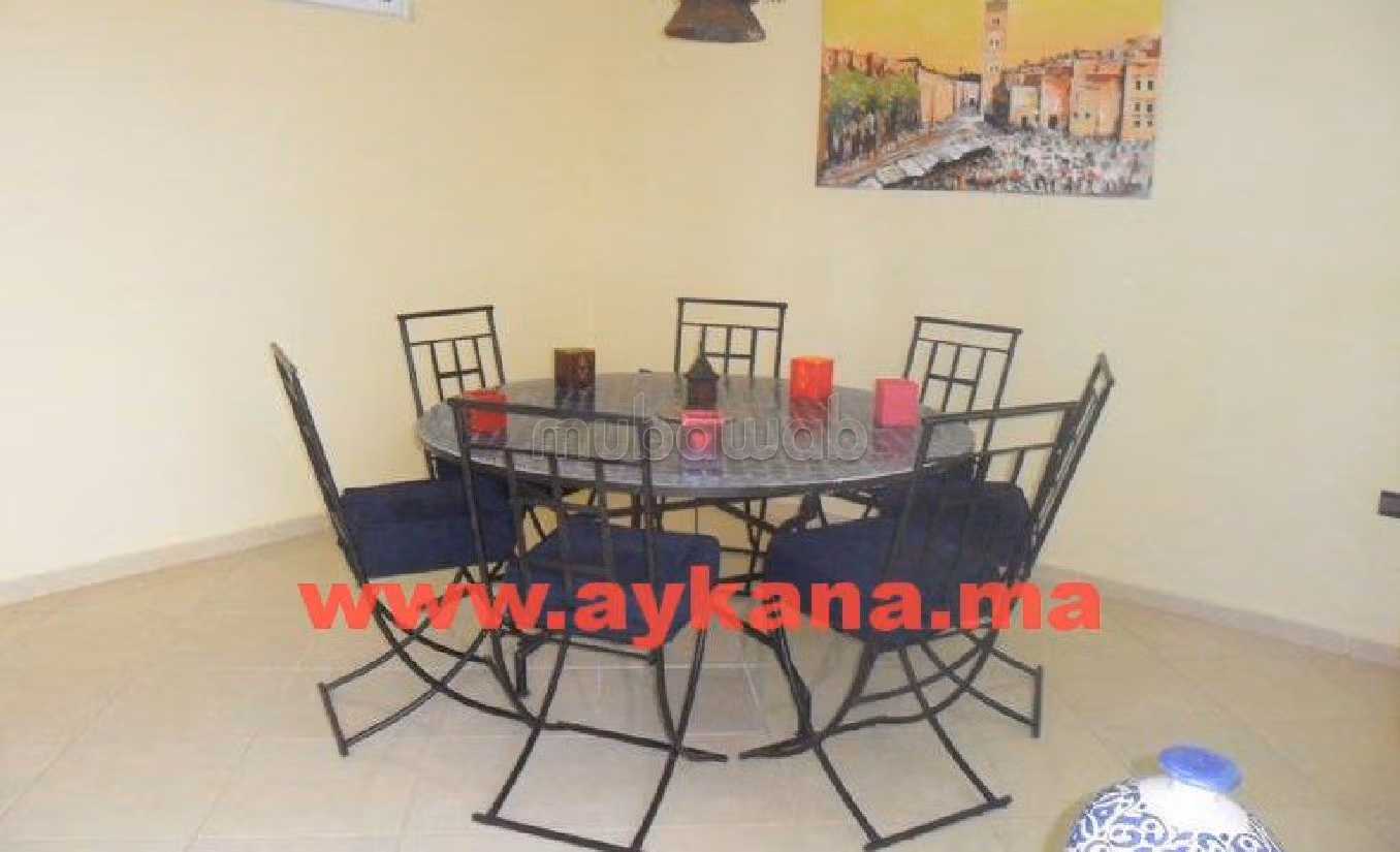 Alquiler de casa. 6 hermosas habitaciones. Jardín privado, trastero. 