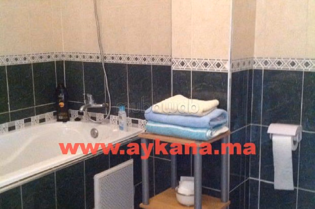 Alquiler de casa. 6 hermosas habitaciones. Jardín privado, trastero. 