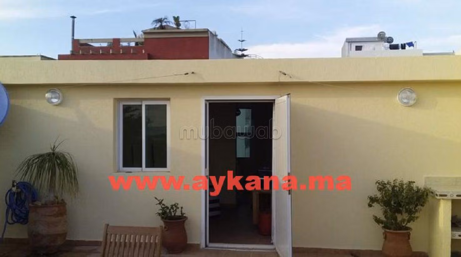 Alquiler de casa. 6 hermosas habitaciones. Jardín privado, trastero. 