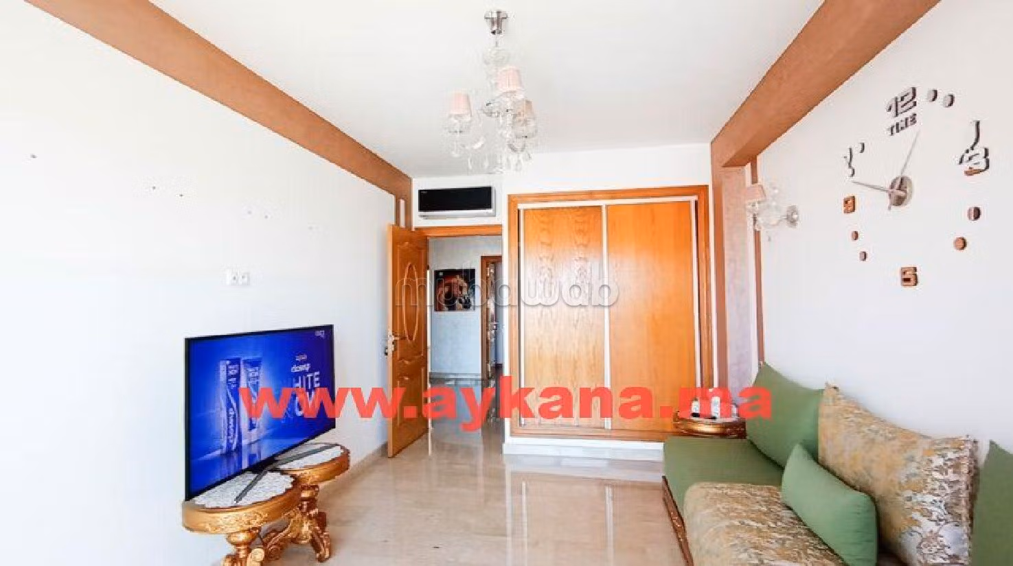 شقة رائعة للبيع بحسّان - وسط المدينة. المساحة الكلية 112 م². مع المرآب والمصعد. 