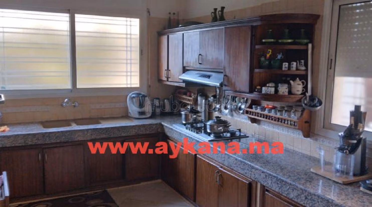 Casa en venta en Aviation - Mabella. 5 bonitas habitaciones. Espacios verdes, Balcón. 