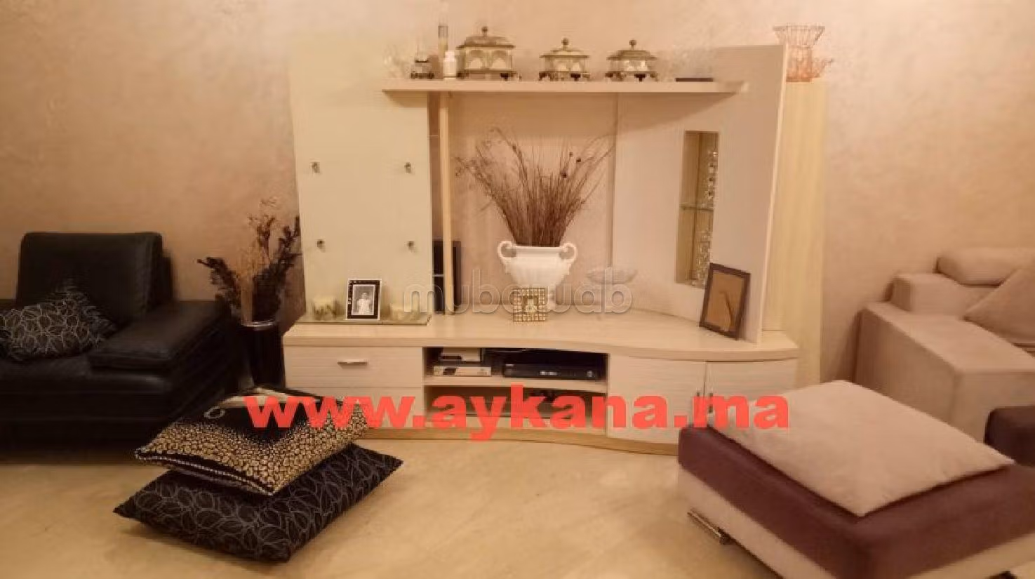 Casa en venta en Aviation - Mabella. 5 bonitas habitaciones. Espacios verdes, Balcón. 