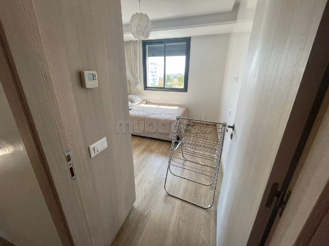 Affitto di uno splendido appartamento a Oasis. 3 ampi locali. Ammobiliato