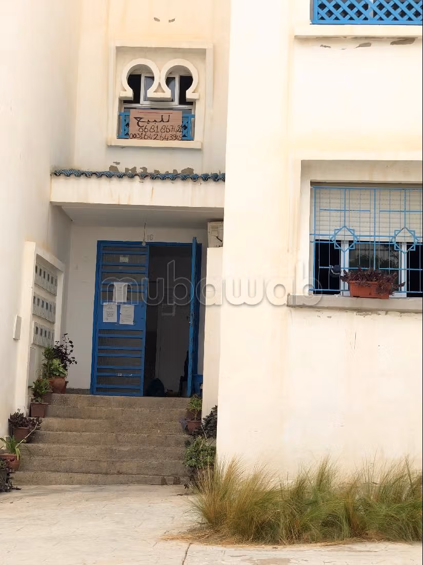 Appartement à l'achat à M'Diq. 3 grandes pièces. Résidence sécurisée.