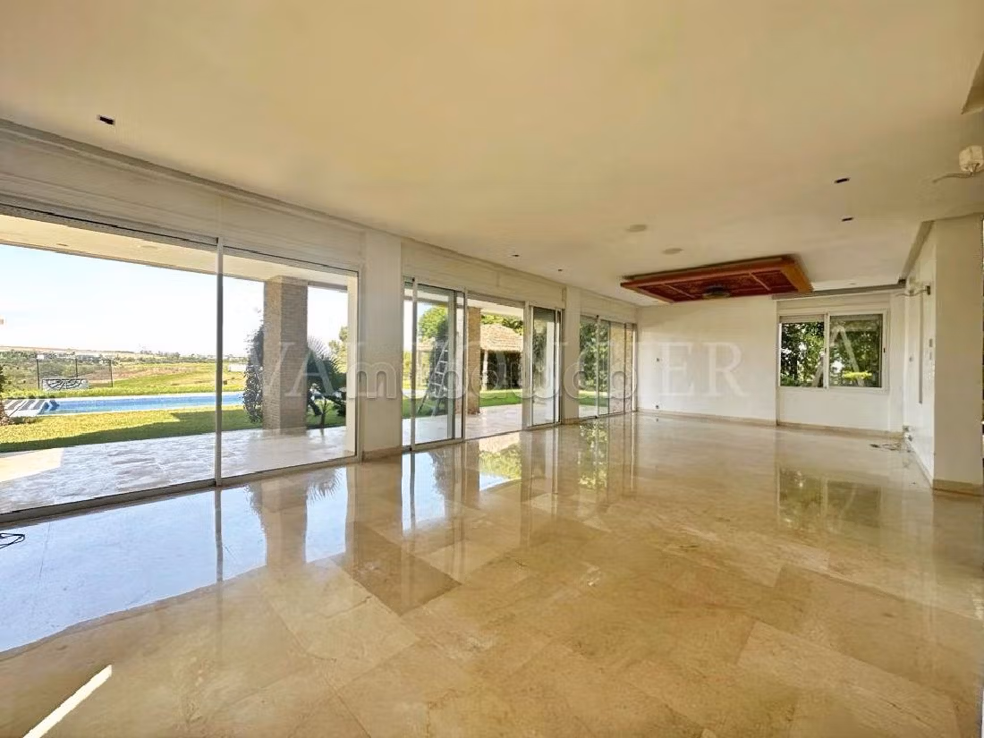 Location magnifique villa front de Golf 5 suites 1000m2, Bouskoura ville verte