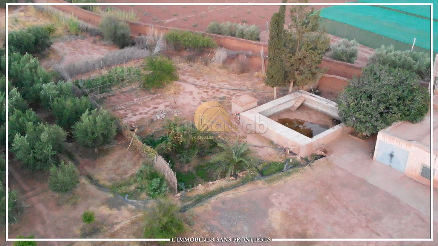 Nice farm for sale in Route de Fez. Area of 42410 m²