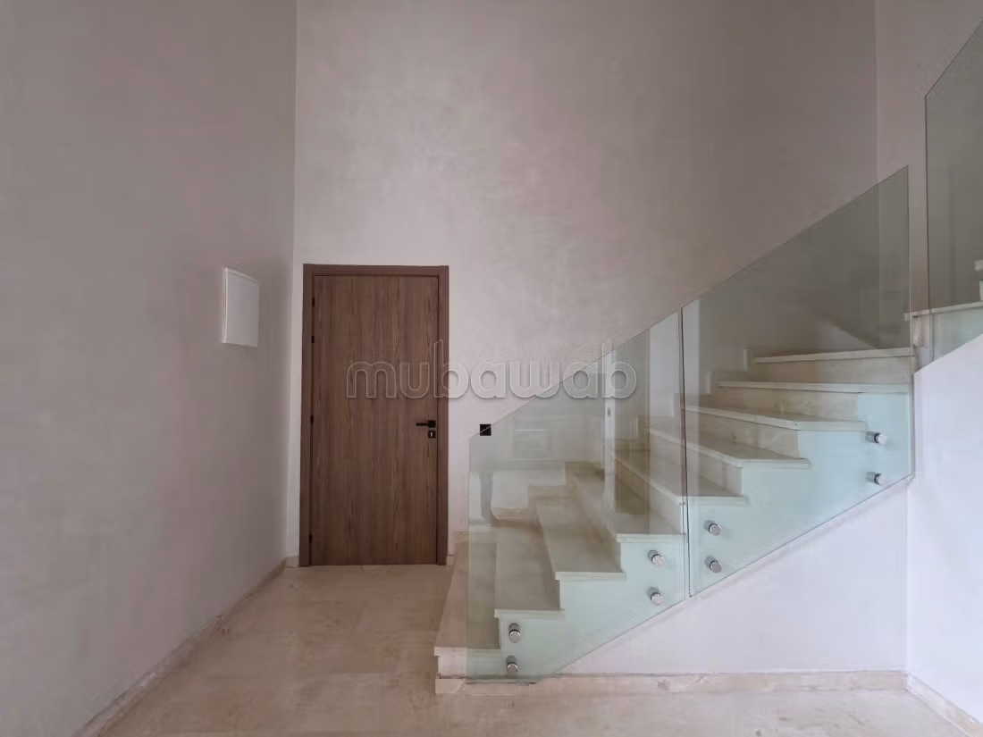 Kopen: appartementen in Guéliz. 2 Ruimtes. Dubbel glas, verwarming.