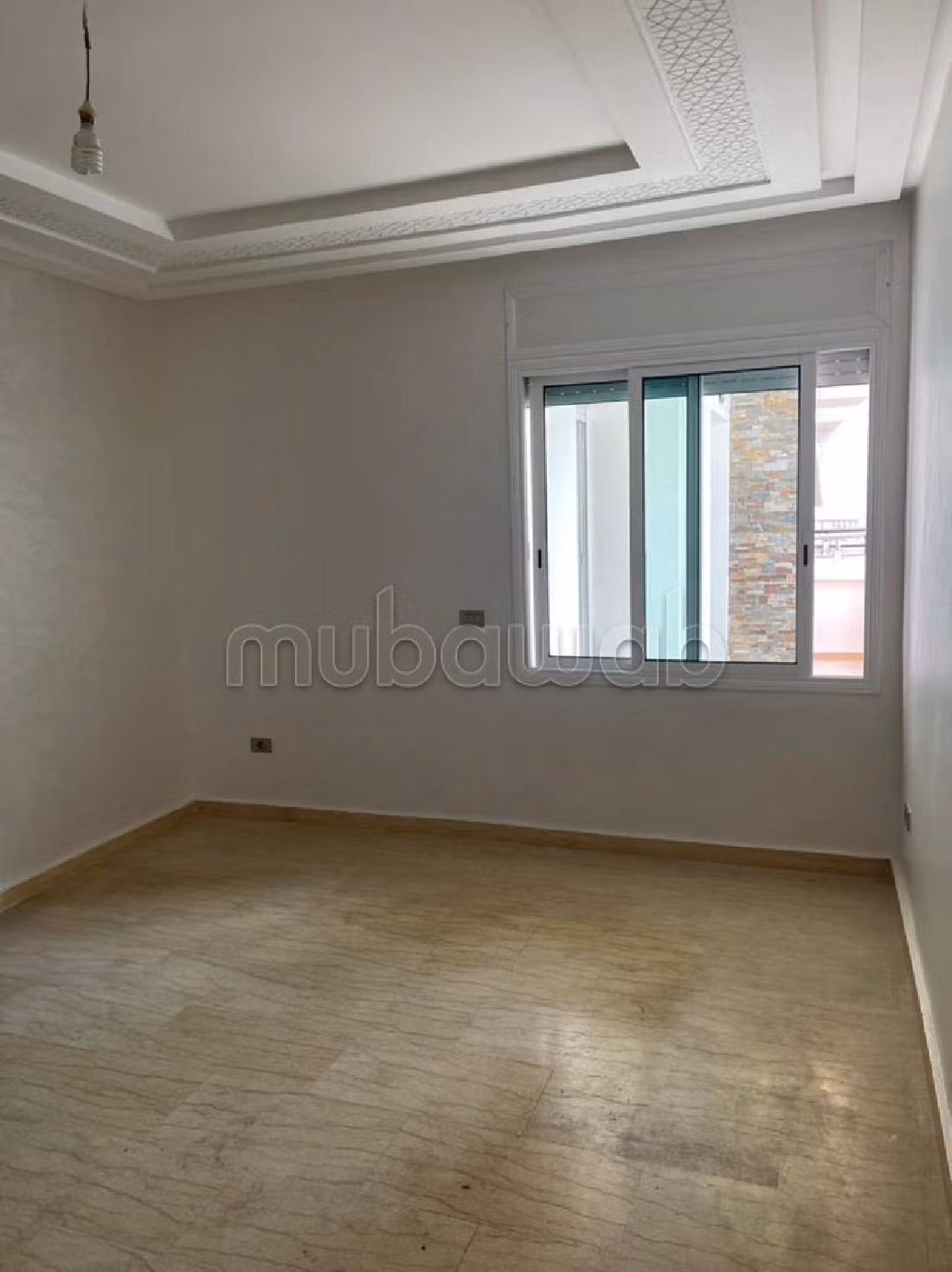 Apartment to purchase in Lissasfa. 2 large rooms. Lift and terrace.