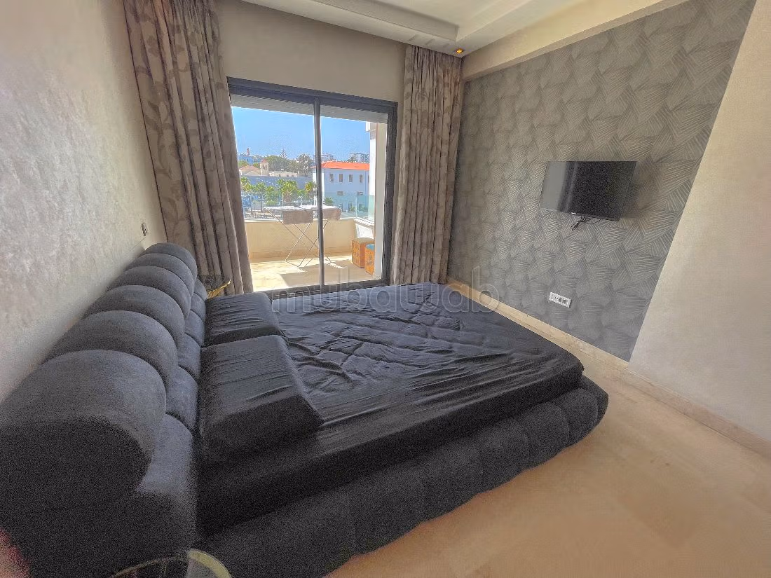 Affitto di uno splendido appartamento a Racine. 2 locali spaziosi. Ammobiliato