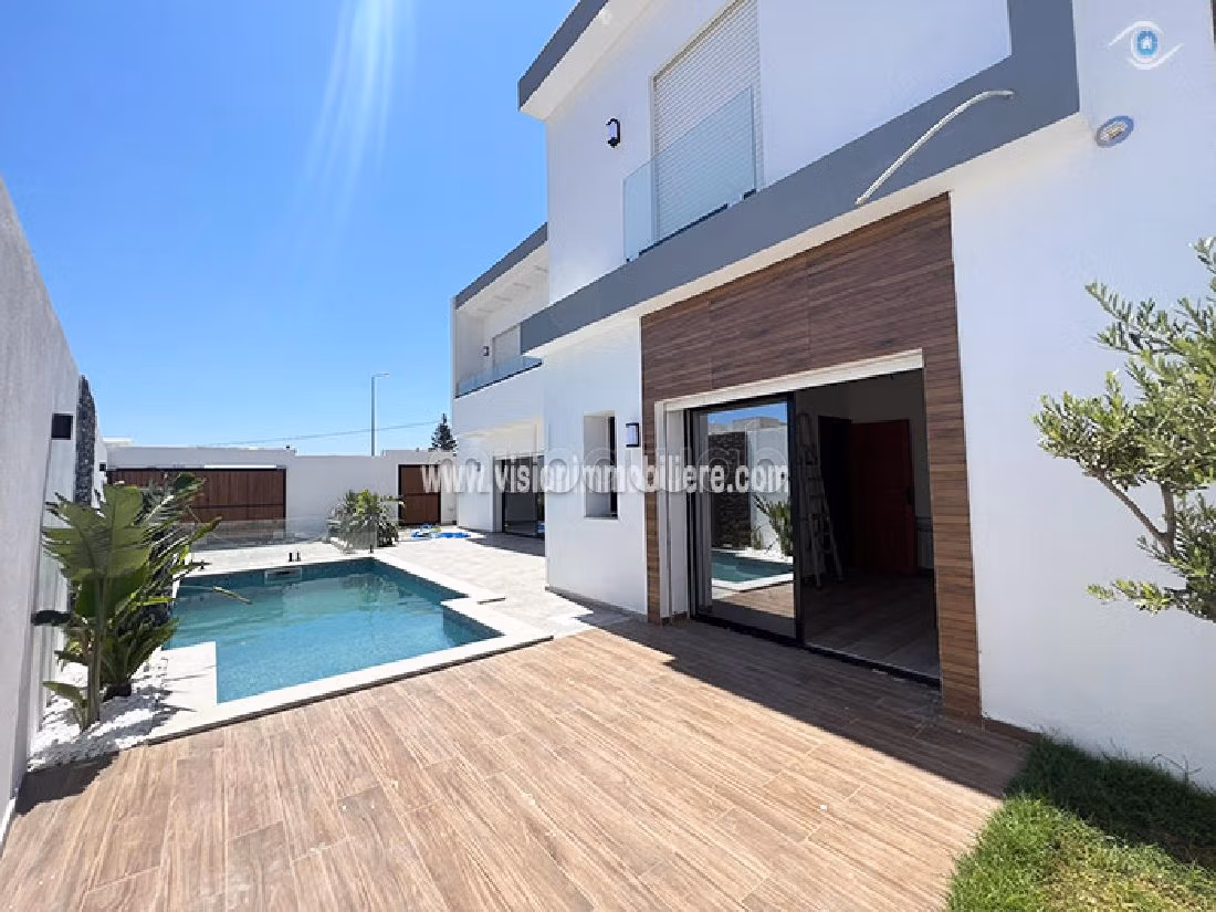 Eccezionale villa in vendita a Hammamet. 5 locali. Terrazzo e giardino. 