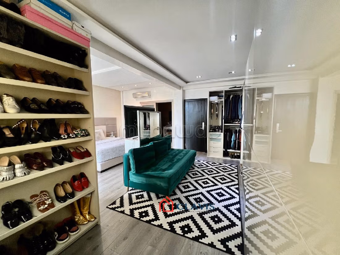 Affitta il tuo appartamento a Racine Extension. 5 locali. Ammobiliato