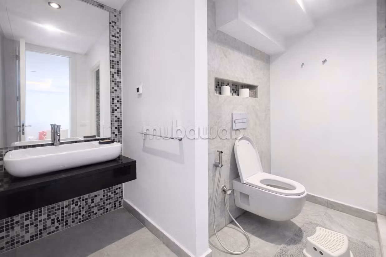 Location Très Beau Duplex 229m2 avec Jardin Privé à Bouskoura