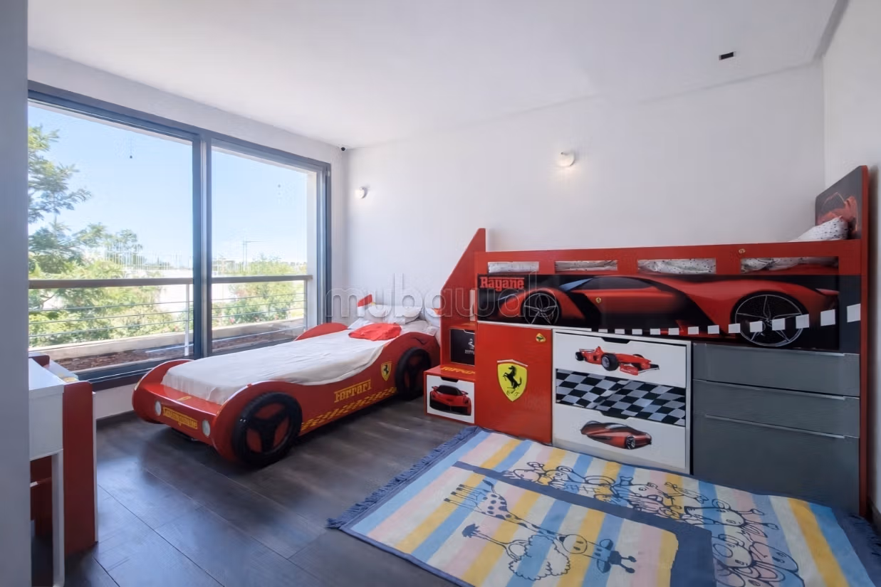 Location Très Beau Duplex 229m2 avec Jardin Privé à Bouskoura