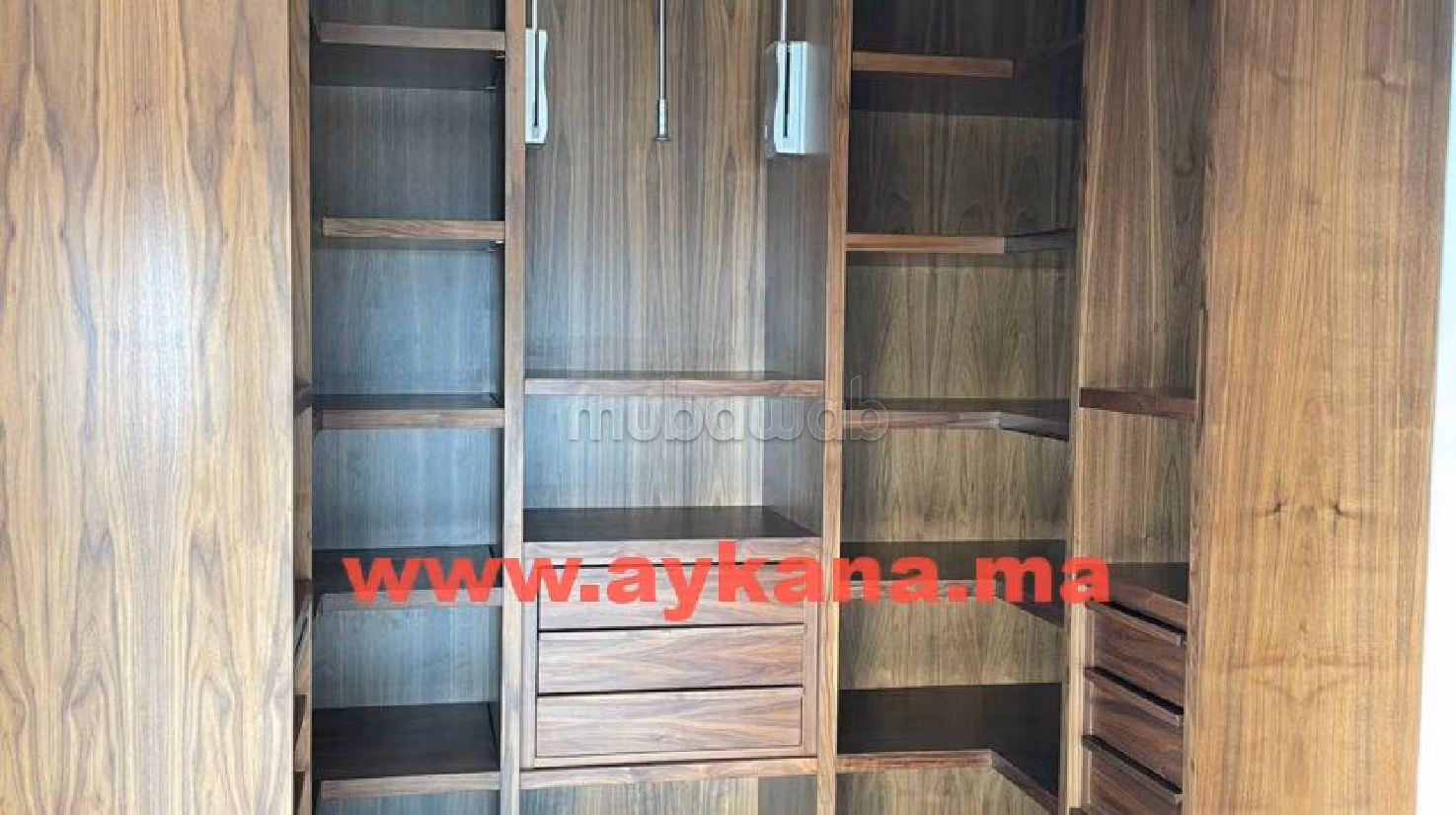 In de verhuur: villa's en luxe woningen in Harhoura. 5 Ruimtes. Garage en tuin. 