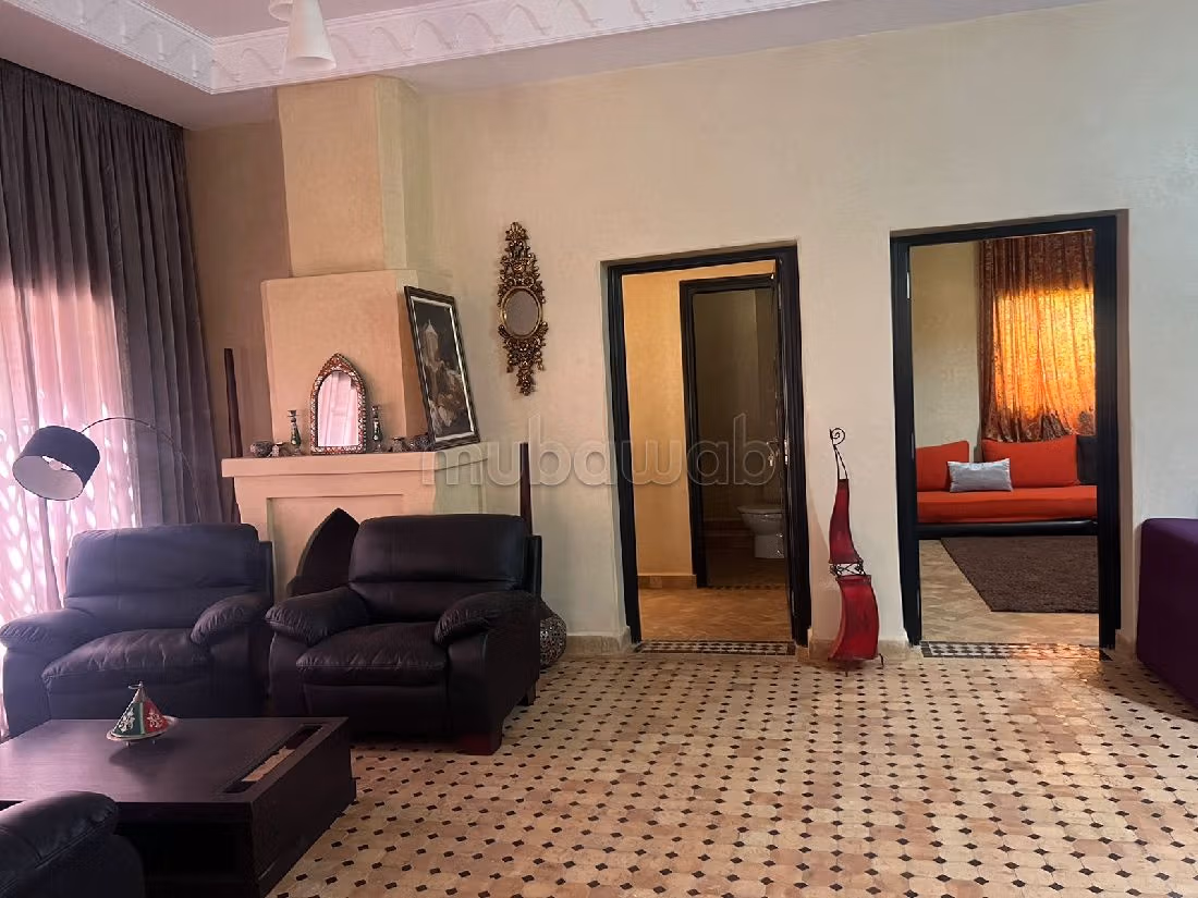 بيع منزل طريق فاس ب. 3 غرف. مفروشة. 