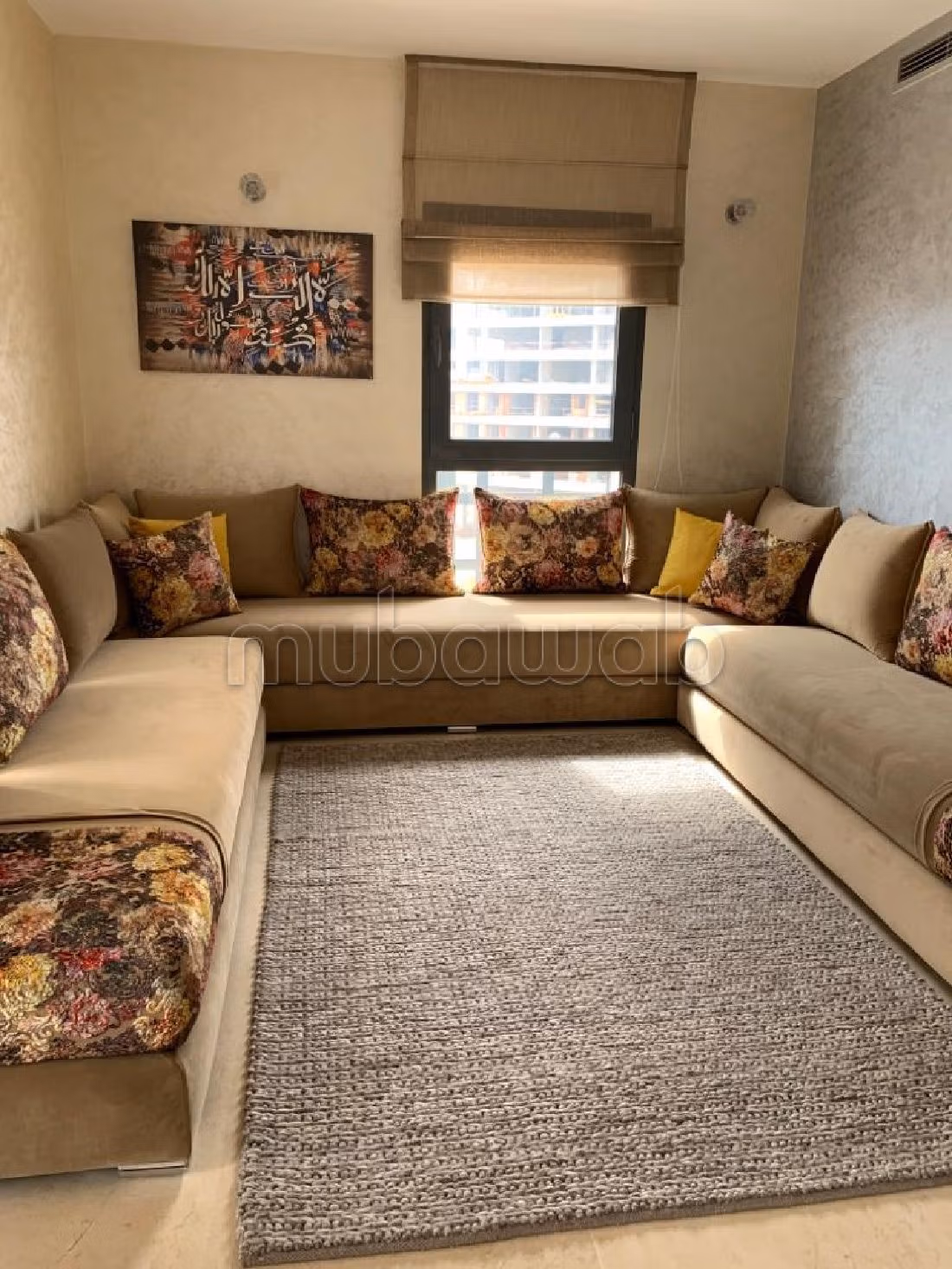 Très joli appartement meublé pour location à CFC