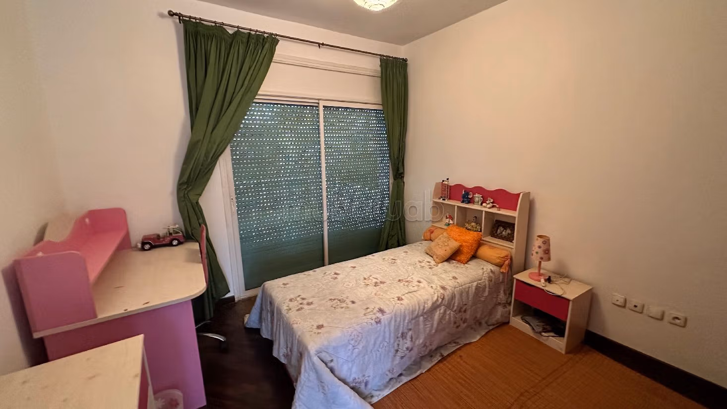 Luxury Villa for rent in Riyad. 4 beautiful rooms. Furnished.