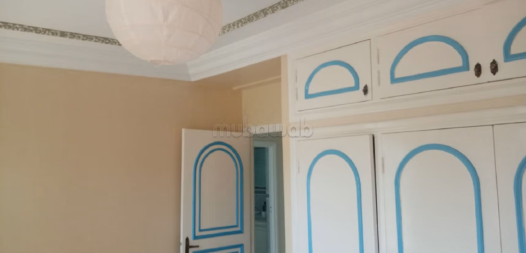 Jolie villa avec jardin à louer