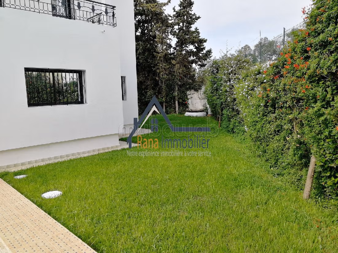 Villa's en luxe woningen beschikbaar in Souissi. 5 Kamers. Zwembad en conciërgeservice.