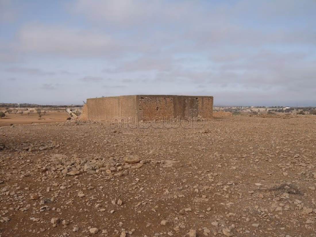 Bel terreno in vendita a Arrière Pays. Superficie di 35000 m²