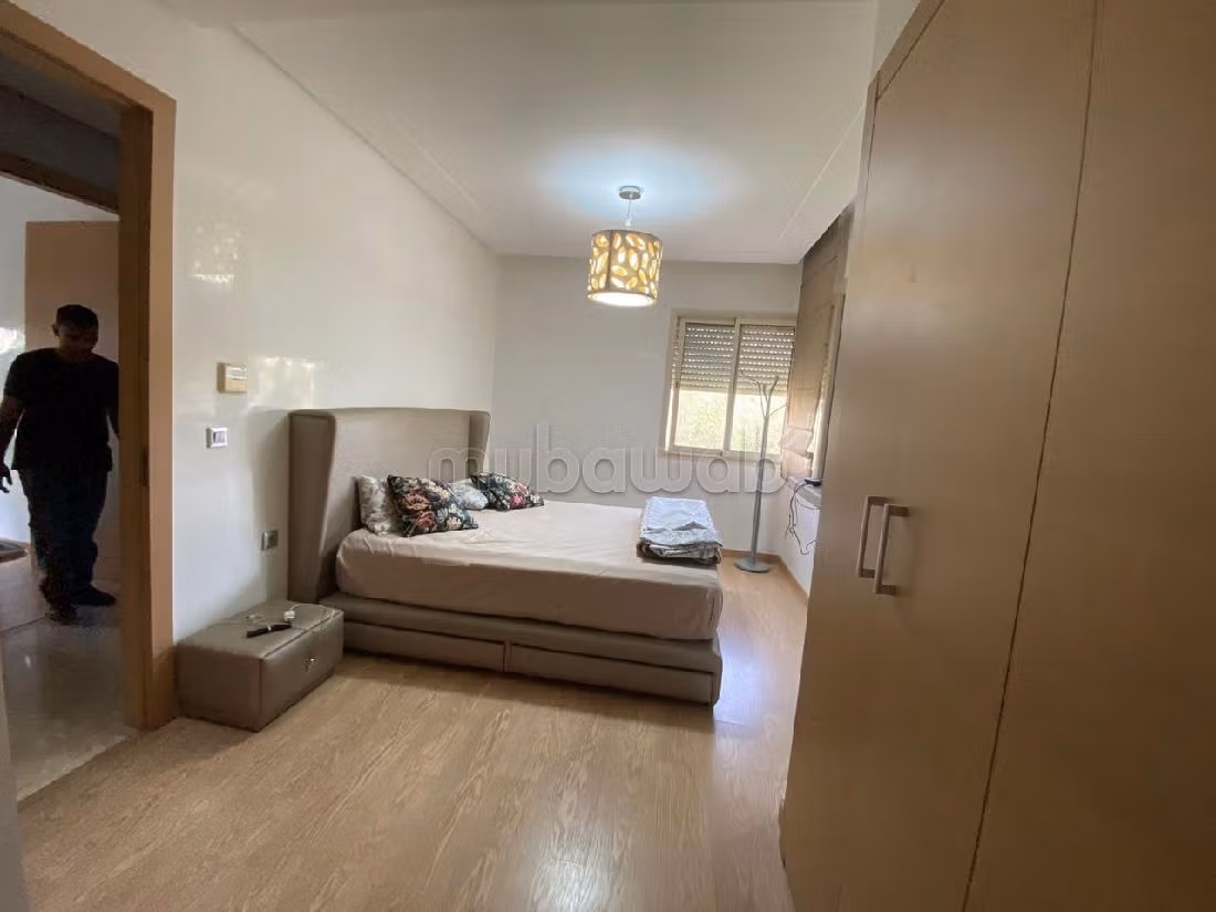 Bel appartement meublé à bouskoura