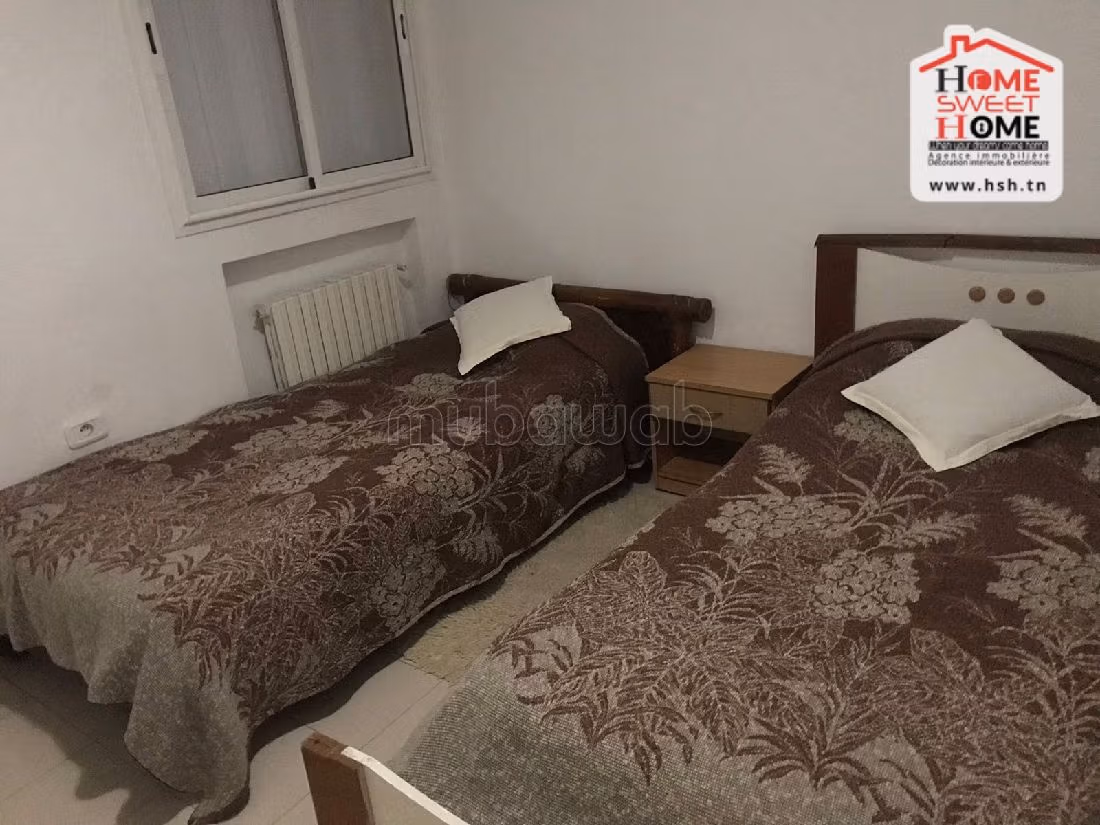 Affitto di un bellissimo appartamento a El Menzah 9. Superficie di 180 m². arredato. 