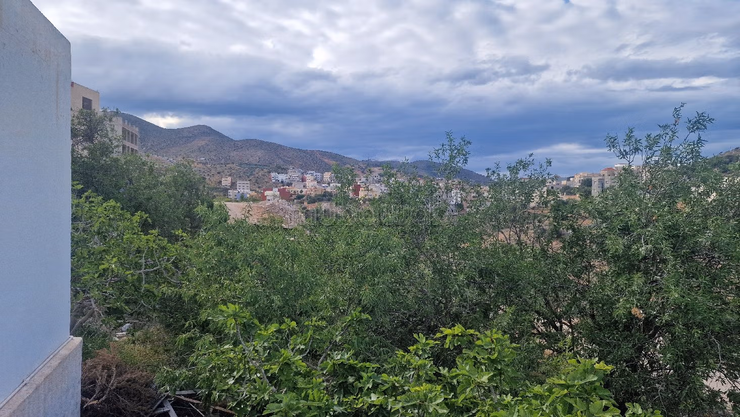 Land for sale. Dimension 1260 m²