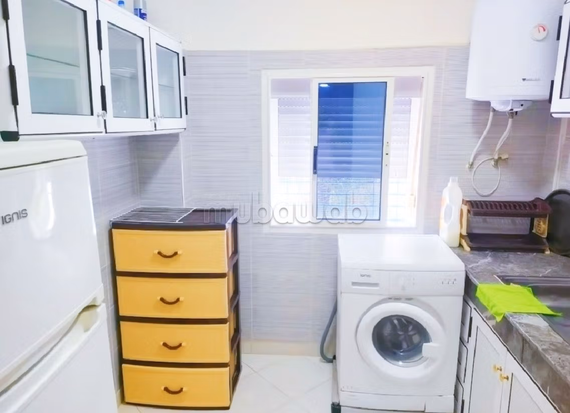 Find an apartment to buy. 2 lovely rooms. Satellite dish system.