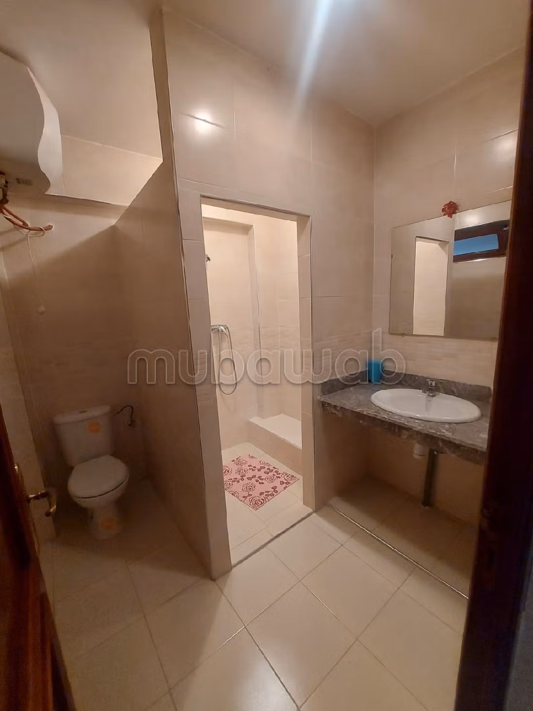 Luxury home for sale in Hay Najah. 5 lovely rooms. Private garden, Cellar. 